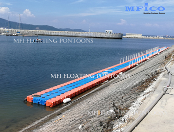 floating pontoon jetty